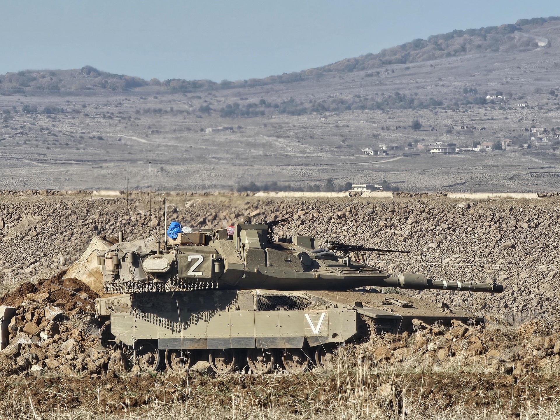 Israel takes control of most vital water source, Al-Mantara Dam in Quneitra, Syria