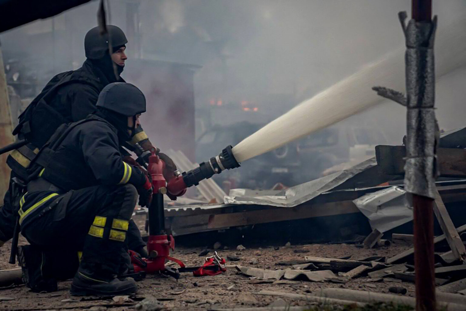 Russia strikes Ukraine's energy grid, causing widespread power outages