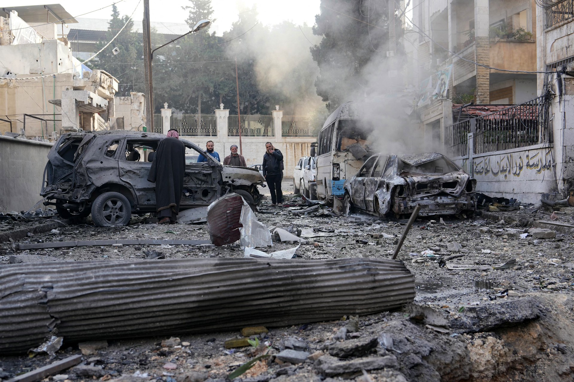 Airstrikes by Syrian regime on Idlib province kill 4 civilians