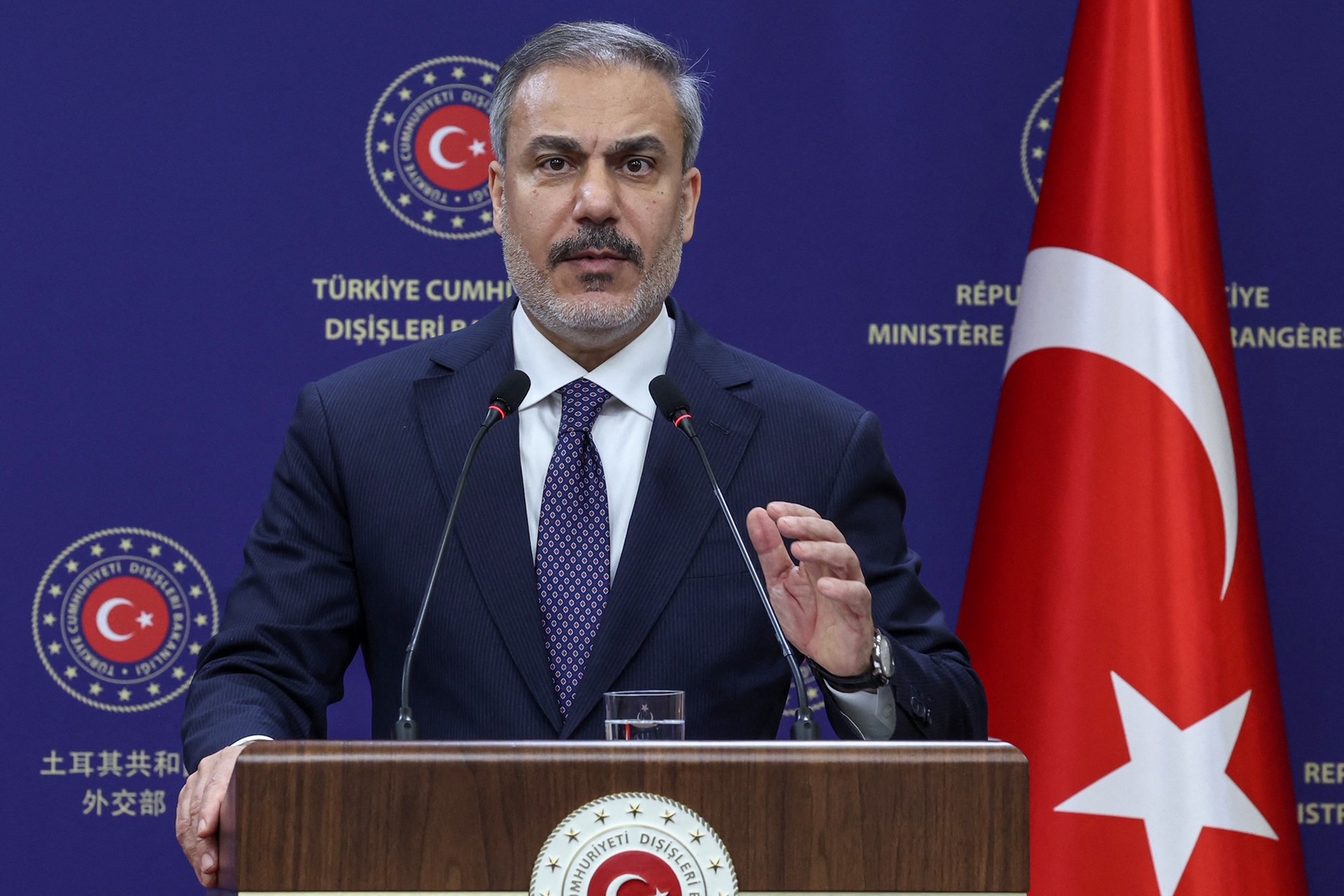 FM Fidan urges preventing Daesh, PKK/YPG terrorists from exploiting chaos in Syria