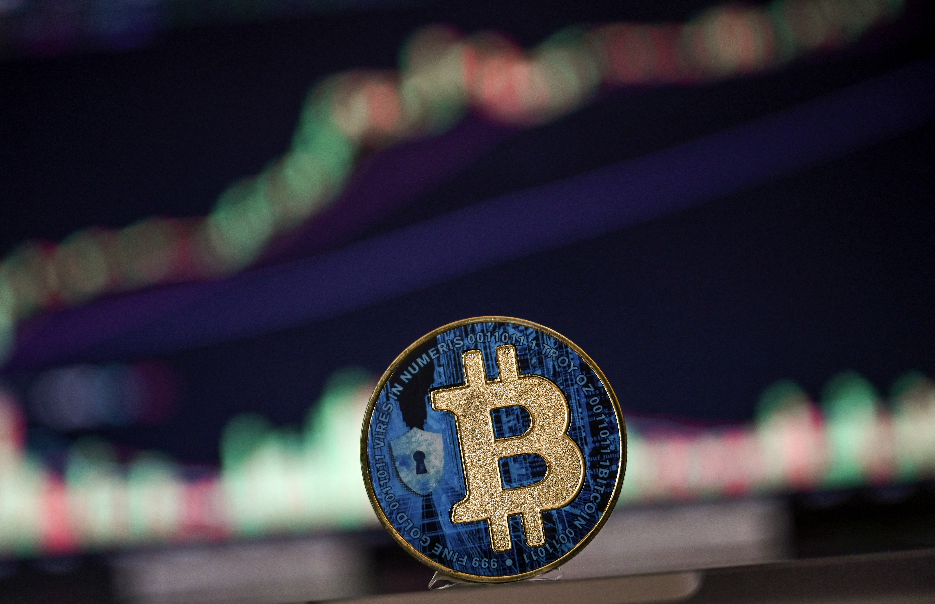Trump tariffs rattle bitcoin following dissatisfying national reserve plan