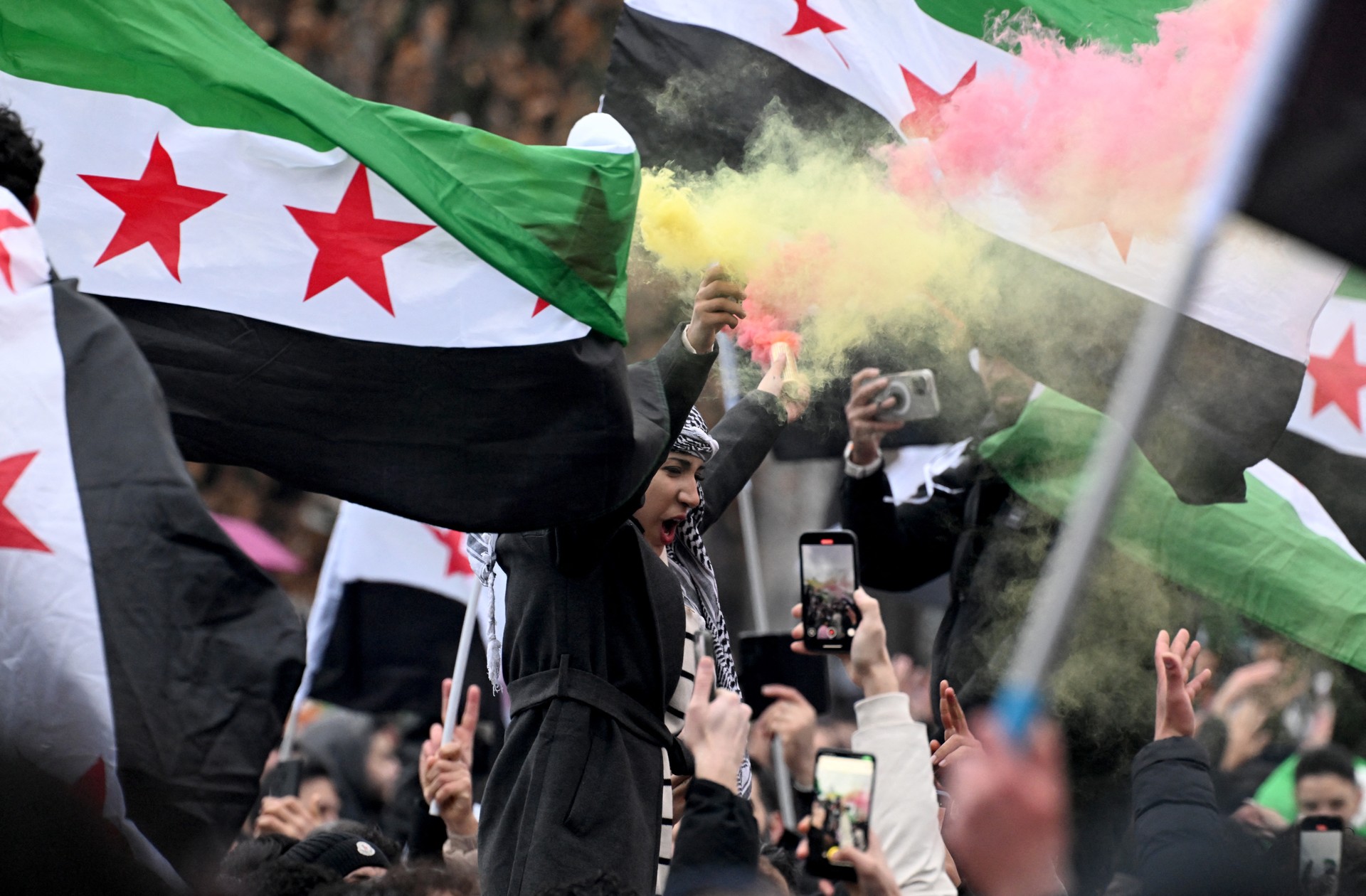 Germany proposes $1,057 incentive for Syrian refugees to return home