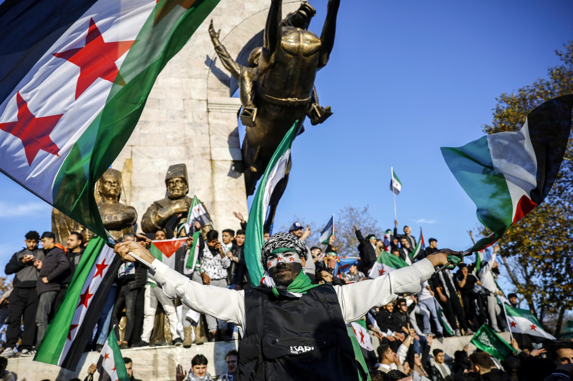 How Türkiye's opposition responded to Assad's downfall in Syria