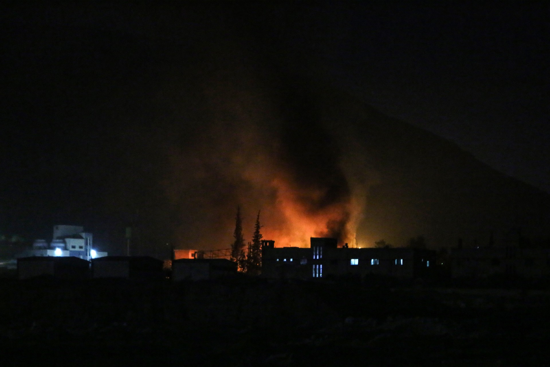 Israeli airstrikes on Damascus, Daraa target military assets
