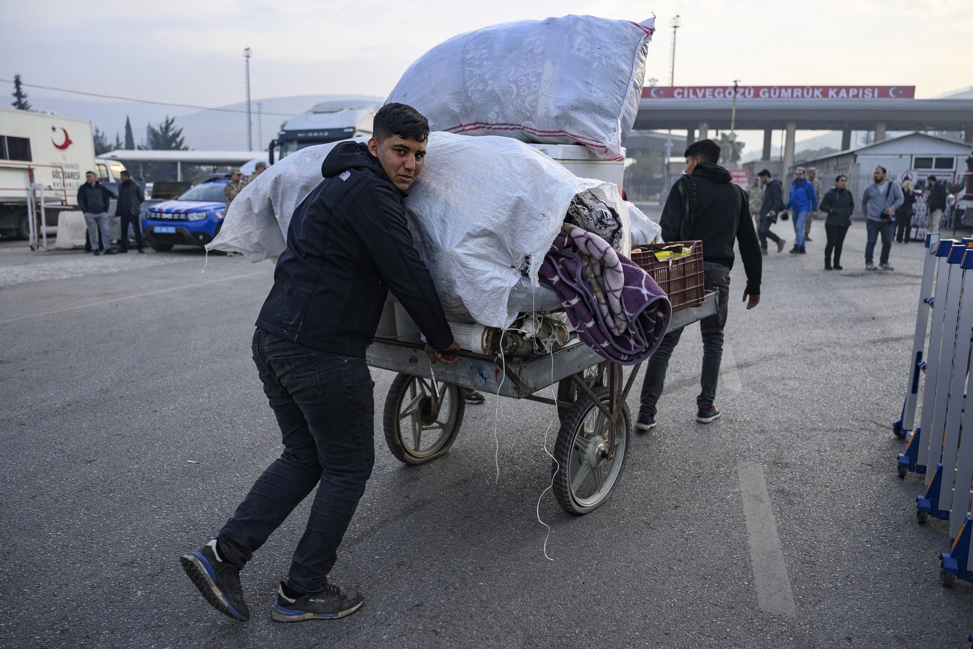 Surge in Syrian returns after fall of Assad regime