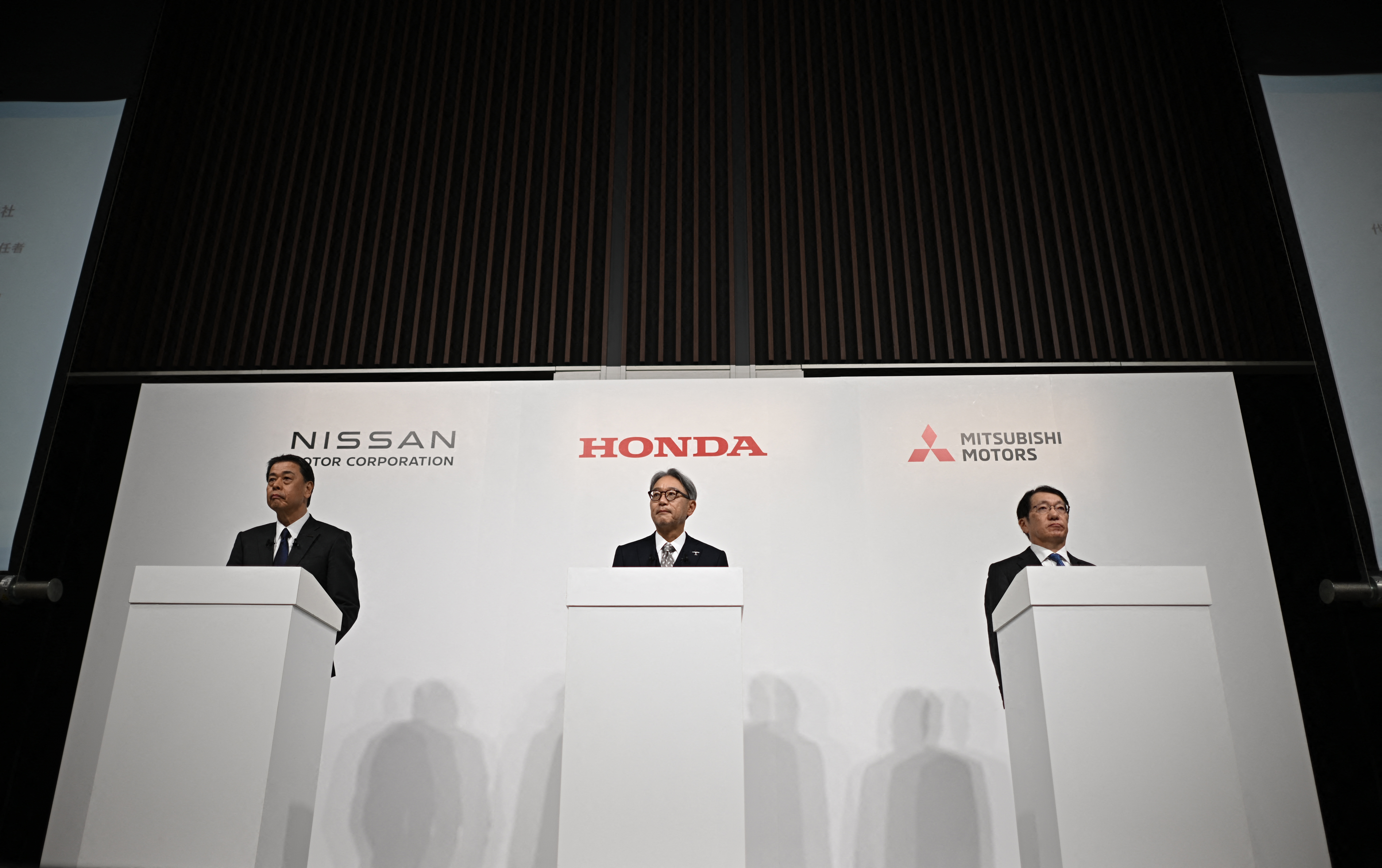 Japanese auto giants Honda, Nissan to form joint holding company