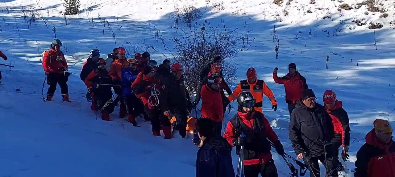 Avalanche claims life of 16-year-old judoka in Türkiye's Erzurum