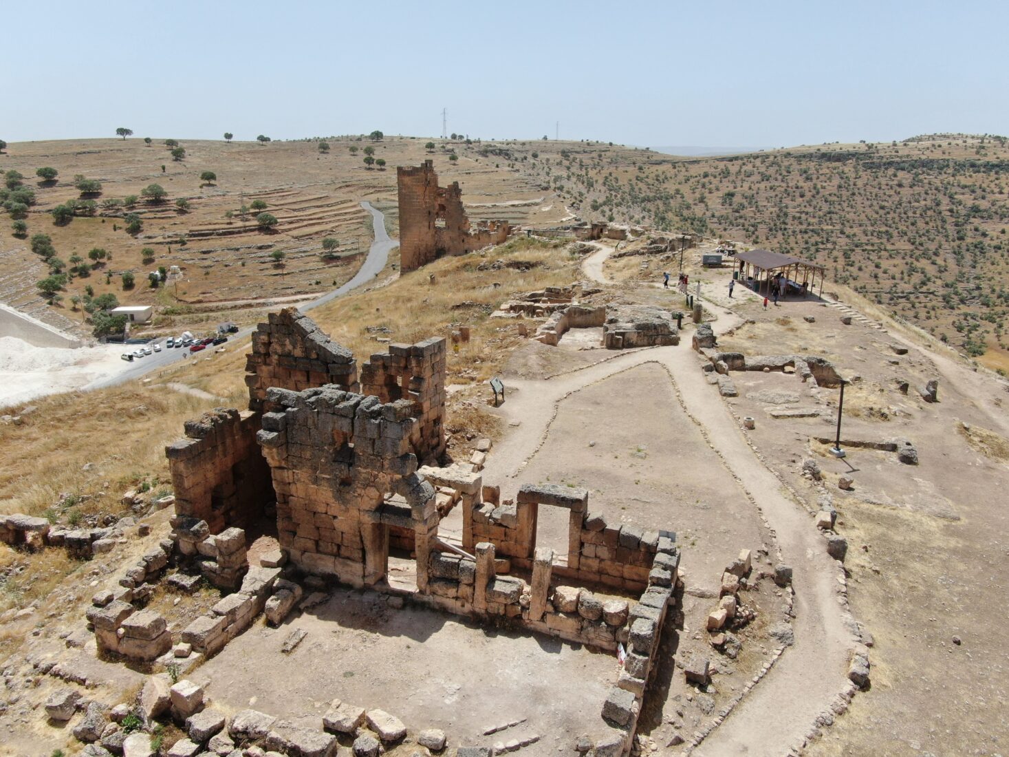 Excavation director Professor Aytac Coskun at Zerzevan Castle, Diyarbakir, Türkiye, November 6, 2023. (IHA Photo)Excavation director Professor Aytac Coskun at Zerzevan Castle, Diyarbakir, Türkiye, November 6, 2023. (IHA Photo)