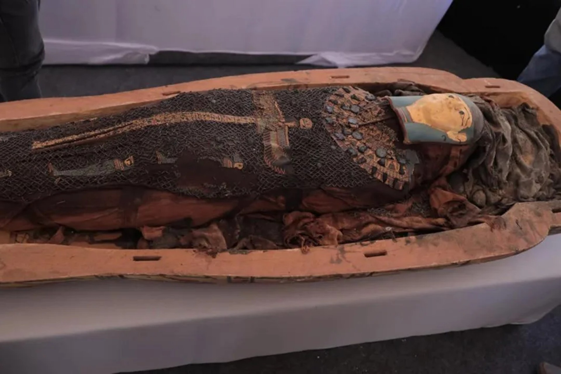 One of the coffins found in the cemetery. (Photo via Egyptian Ministry of Tourism & Antiquities)