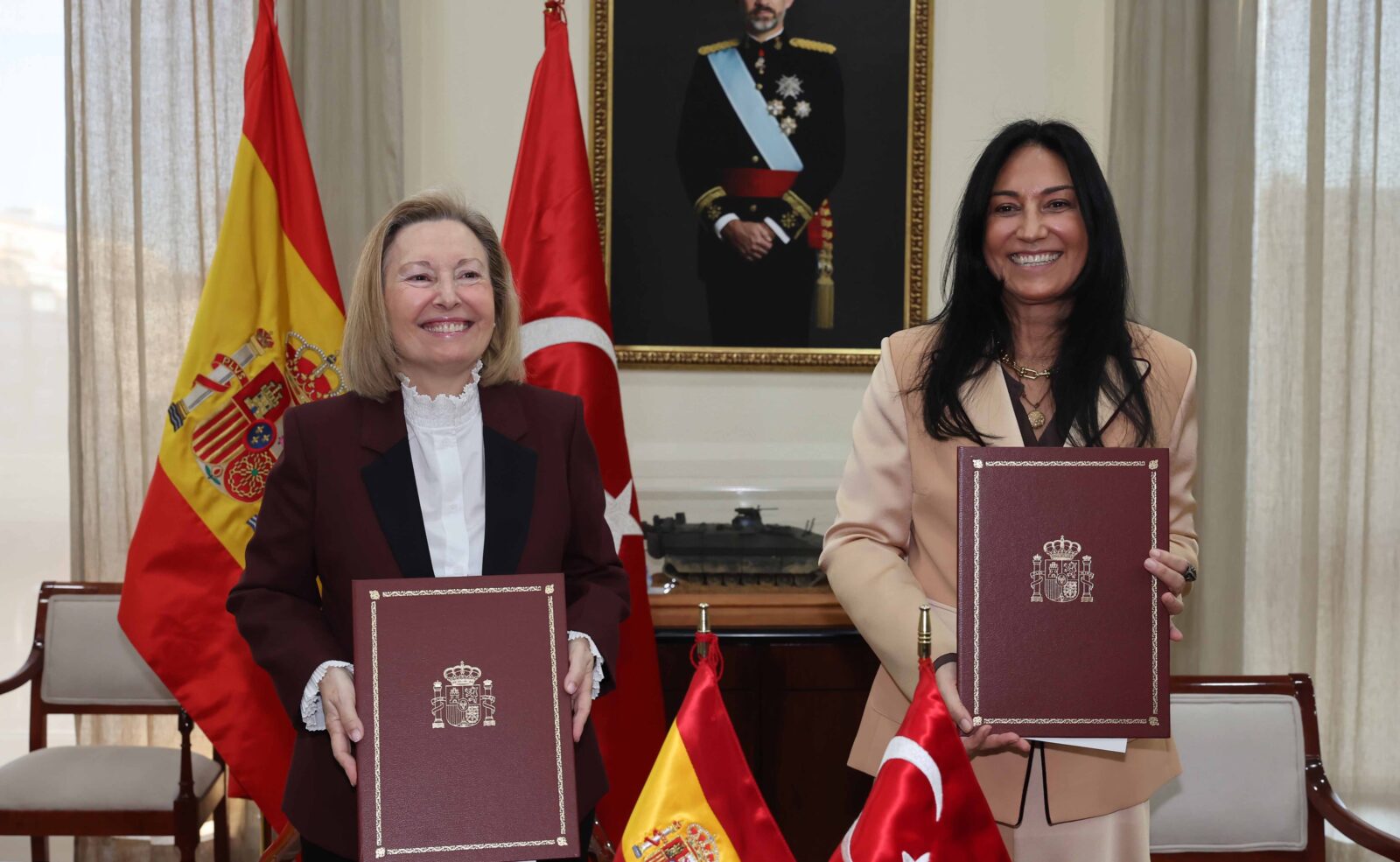 Turkish, Spanish air forces display solidarity in joint Hurjet flight
