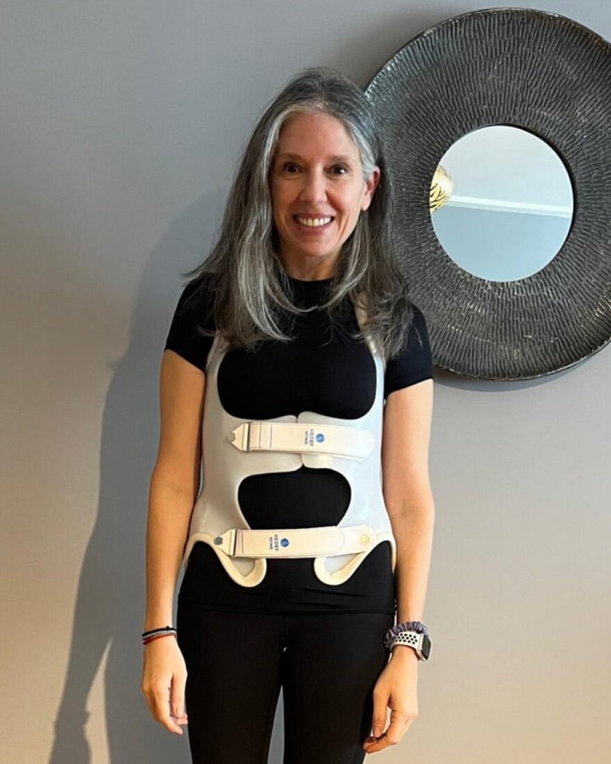 US Consul General Julie Eadeh thanks Turkish doctors followingriskysurgery