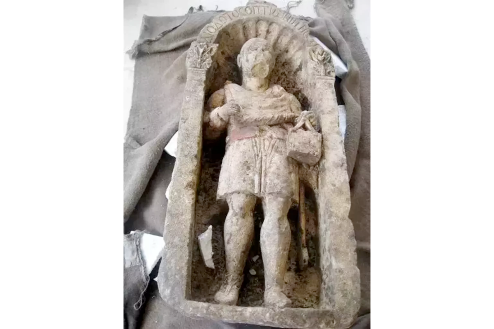 Recovered in Türkiye after 7 years: A stolen 6th-century priest statue was found during a checkpoint in Ankara, Türkiye, Dec. 24, 2024. (Photo via X)