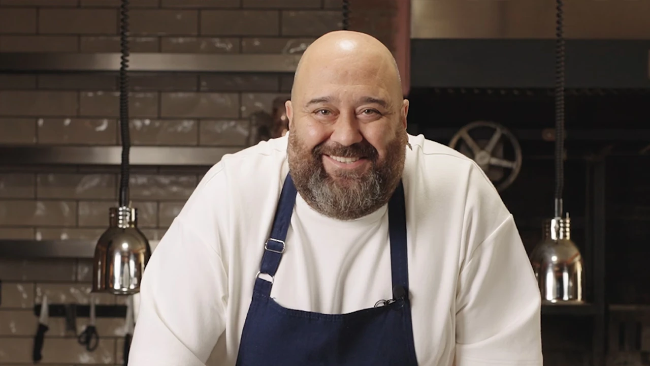 Celebrity Turkish chef Somer Sivrioglu sentenced to 5.5 years in prison