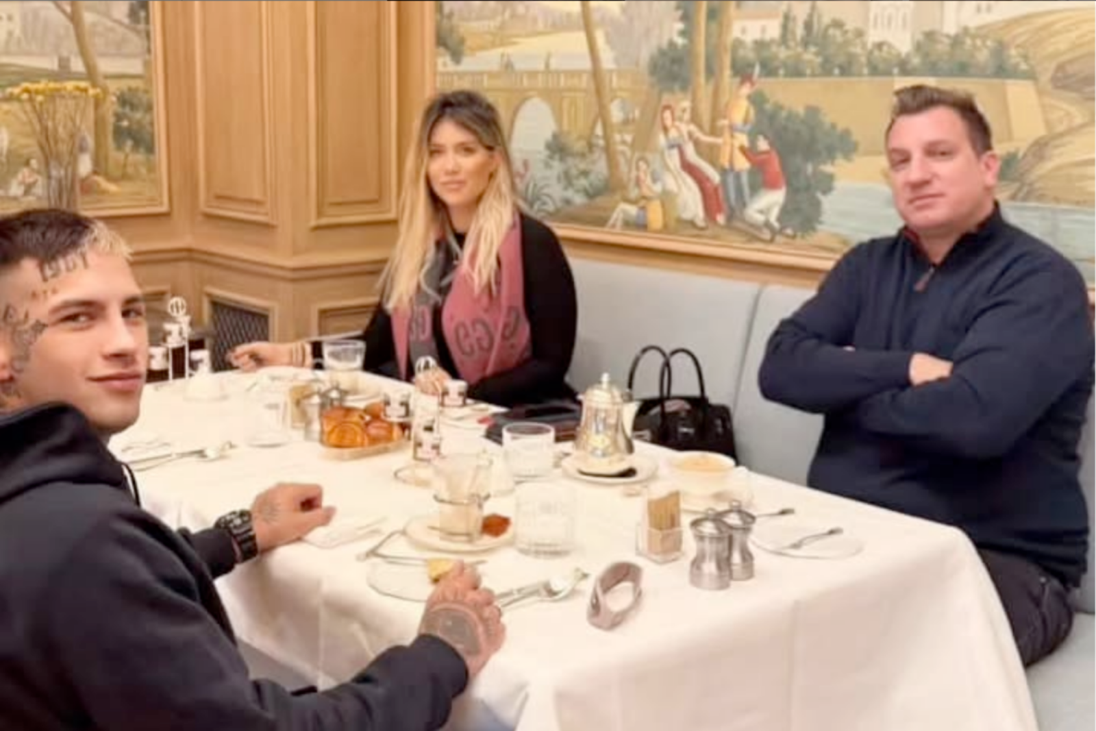 Wanda Nara enjoys having breakfast with her ex-spouse Maxi Lopez and new partner L-Gante, Dec. 17, 2024. (Photo via Instagram / @wanda_nara)