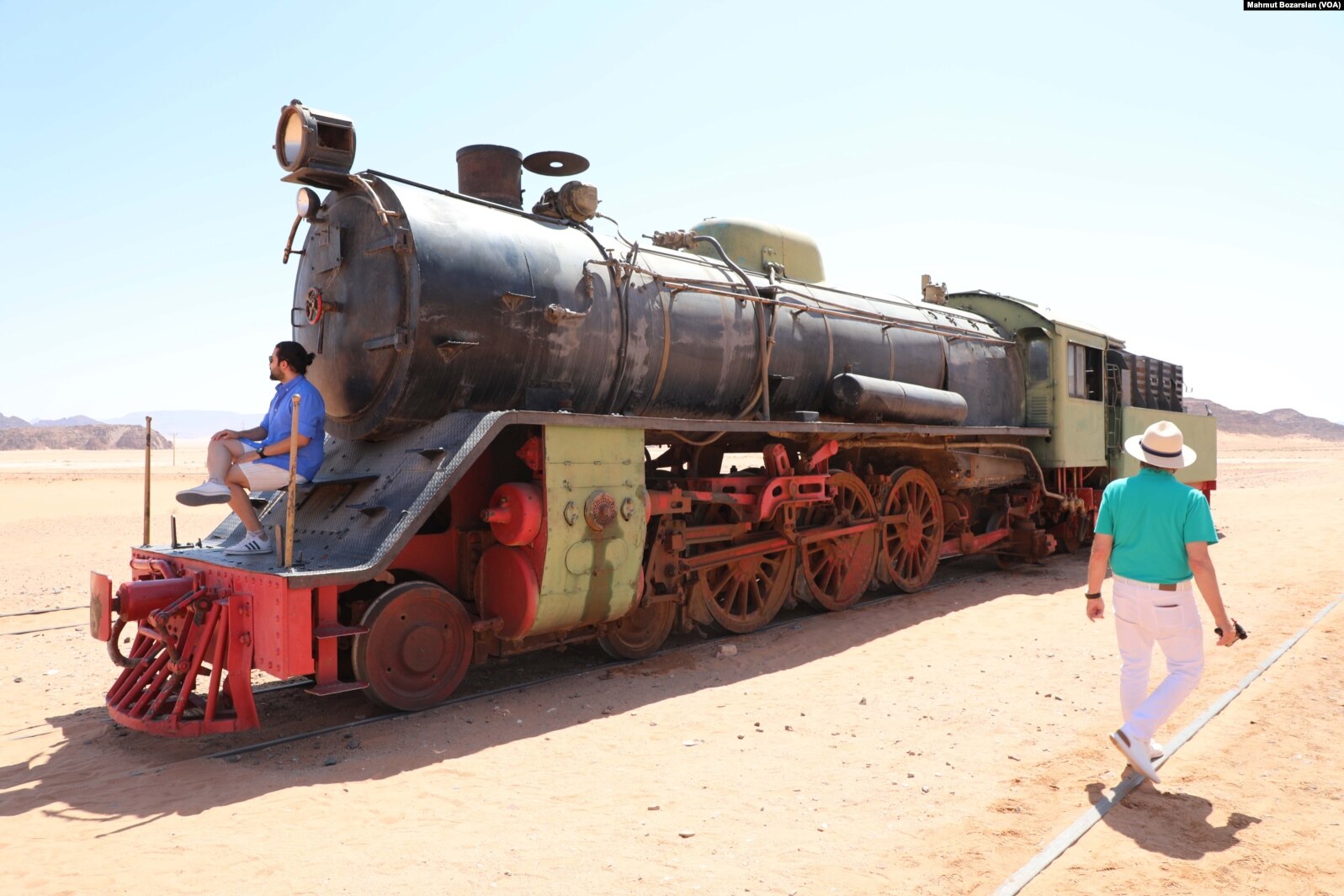 One of the popular destinations for tourists traveling from Türkiye to Jordan is the historic Hejaz Railway. Built during the reign of Ottoman Sultan Abdulhamid II, the Hejaz Railway was no longer usable after an attack in 1917 and remained out of service for a long time. Amman, Jordan. (Photo via VOA)