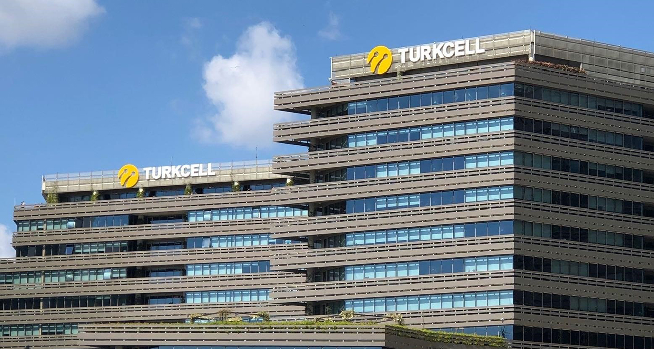 Turkcell secures $1B through Eurobond issuance, engaging with over 60 investors