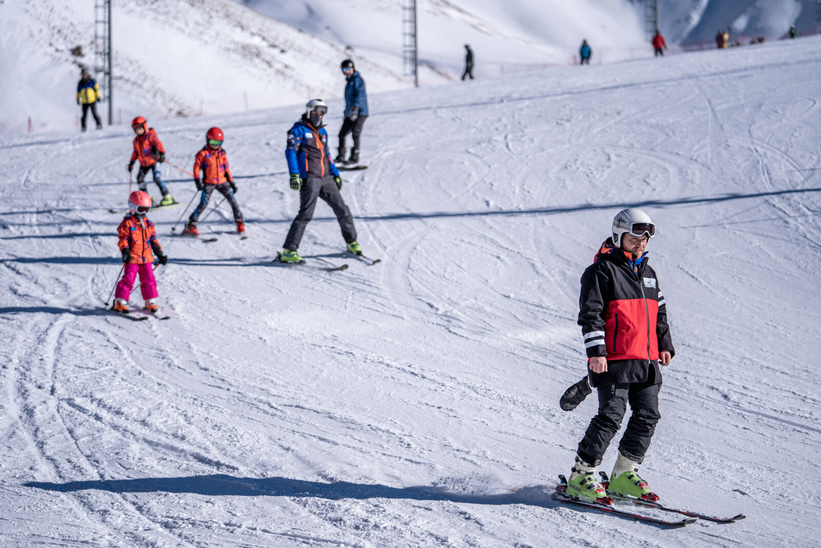 Palandoken Ski Center buzzes with activity as snow depth reaches 122 centimeters, drawing tourists for skiing and snowboarding, Erzurum, Türkiye, Dec. 3, 2024. (AA Photo)