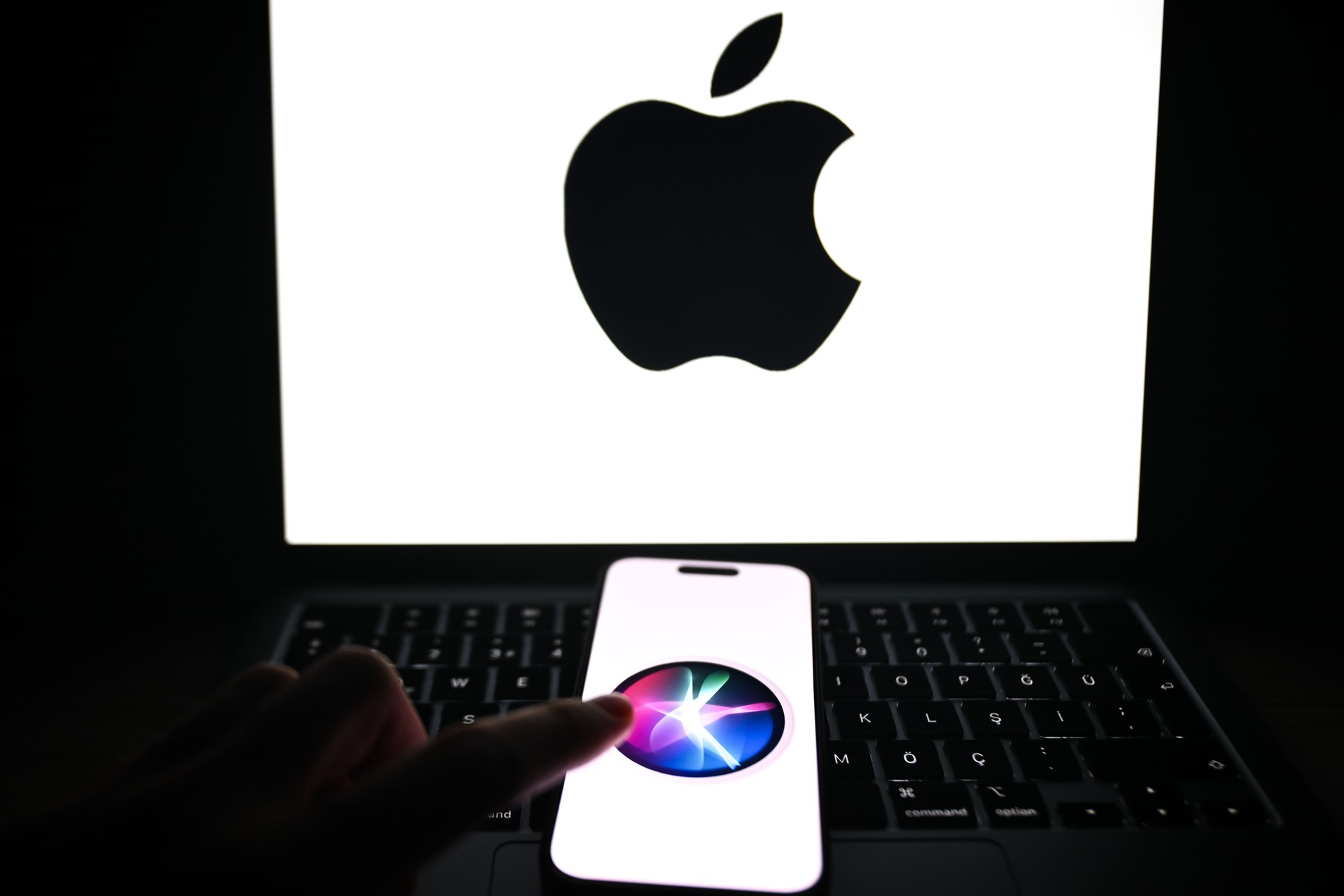 Apple raises iPhone prices in Türkiye amid currency fluctuations