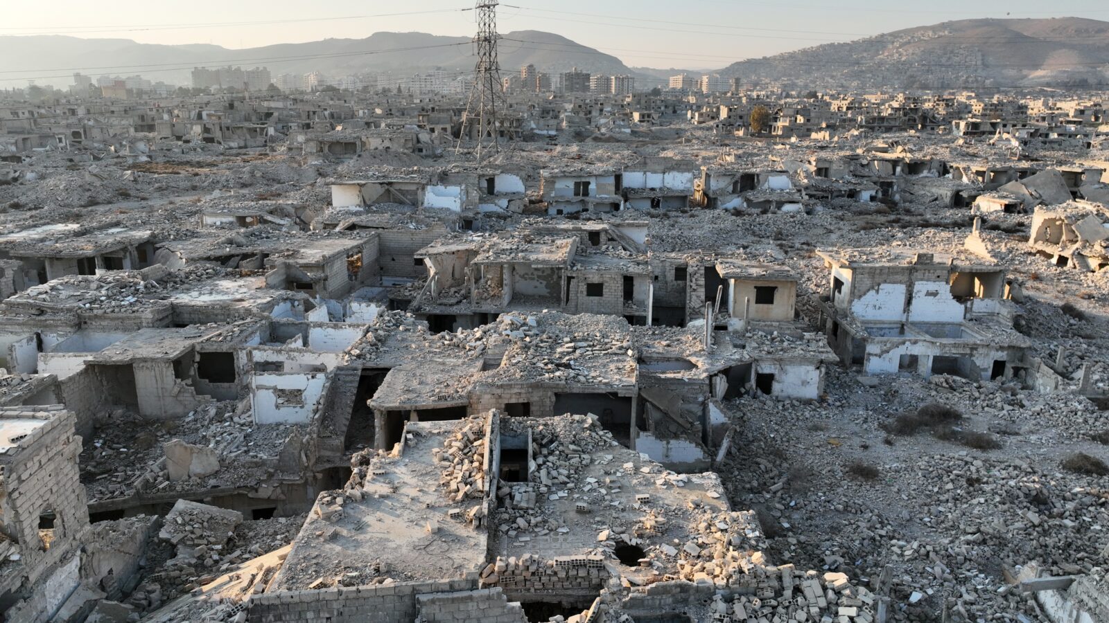 Türkiye discusses reconstruction efforts in Syria: Key sectors to lead revival