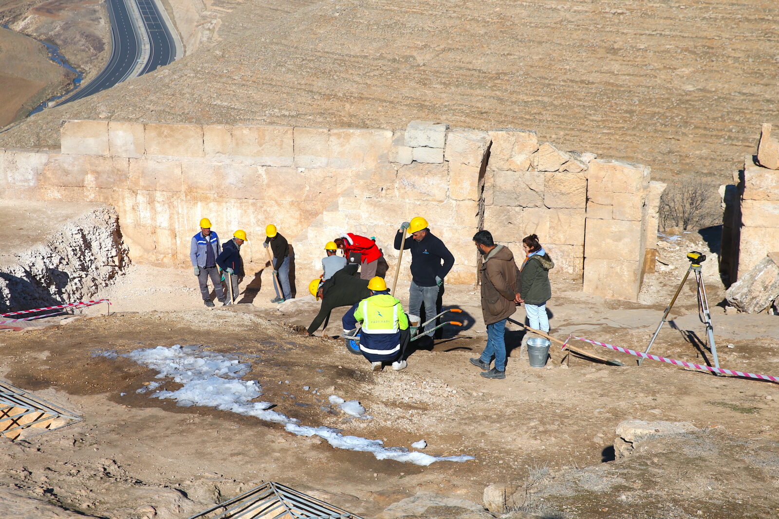 Ongoing archaeological excavations at Zerzevan Castle, Diyarbakir, Türkiye, Jan. 11, 2025. (AA Photo)