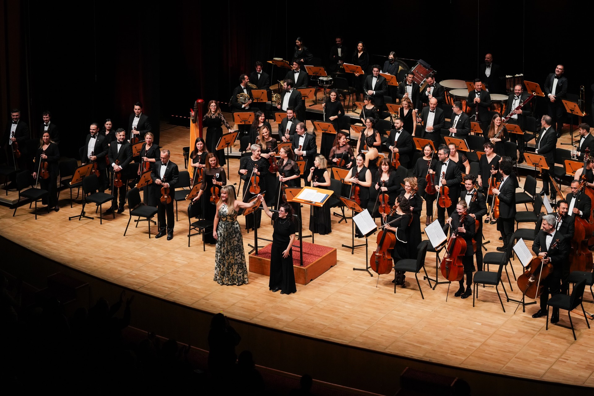 Renowned for her captivating vocal clarity, Sinead Campbell Wallace performs her Türkiye debut at the Istanbul Metropolitan Municipality’s Cemal Reşit Rey (CRR) Concert Hall, Türkiye, Jan. 13, 2025. (AA Photo)