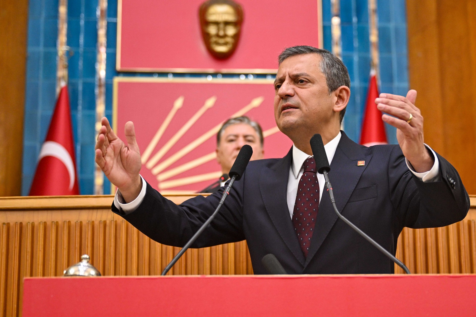 Opposition's Ozel accuses ruling government of declaring war, vows to accept challenge Image