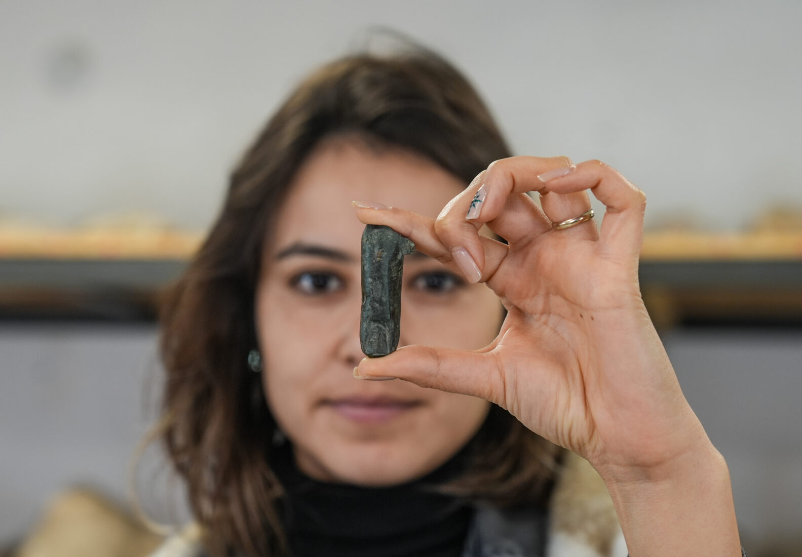 Hidden story behind 2,000 bronze statue fragments unearthed in Izmir’s ancient 'junkyard'