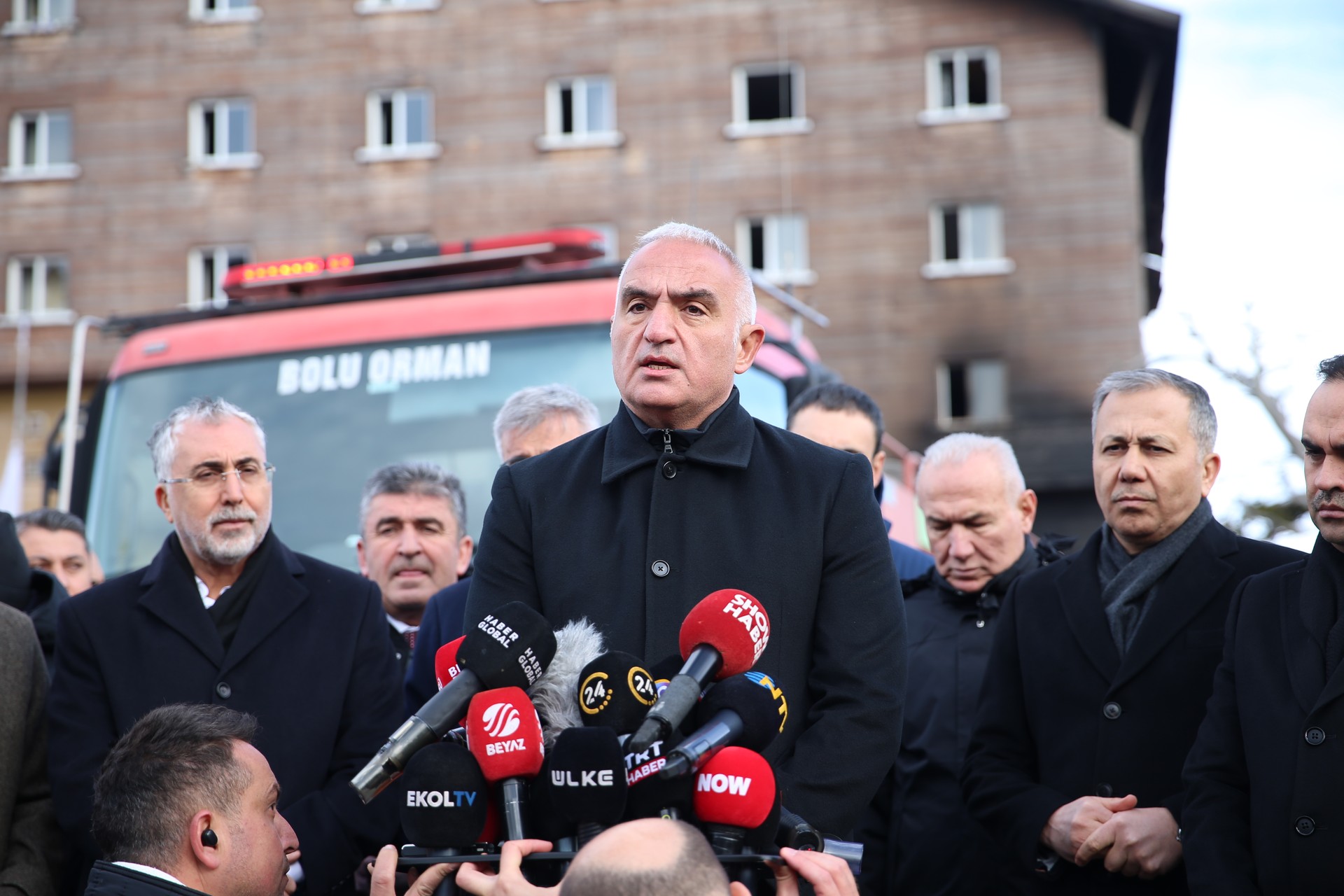 Bolu hotel fire: Minister says municipality should have reported hotel's eight defects