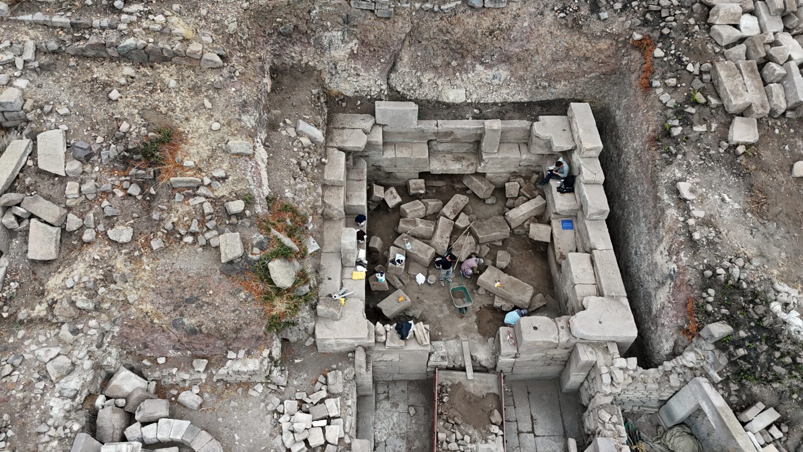 1,800-year-old Roman tomb found in the ancient city of Assos, Canakkale, Türkiye, Jan. 22, 2025. (AA Photo)
