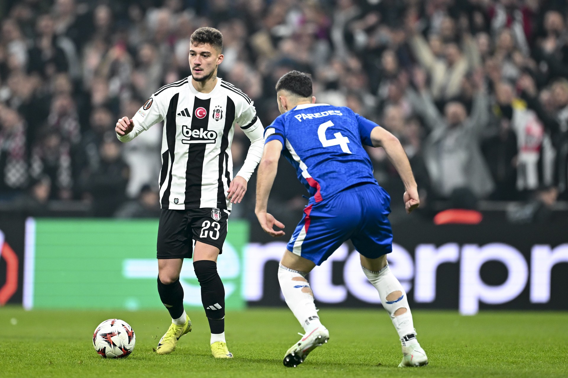 Solskjaer decides to keep Ernest Muci at Besiktas after solid performance