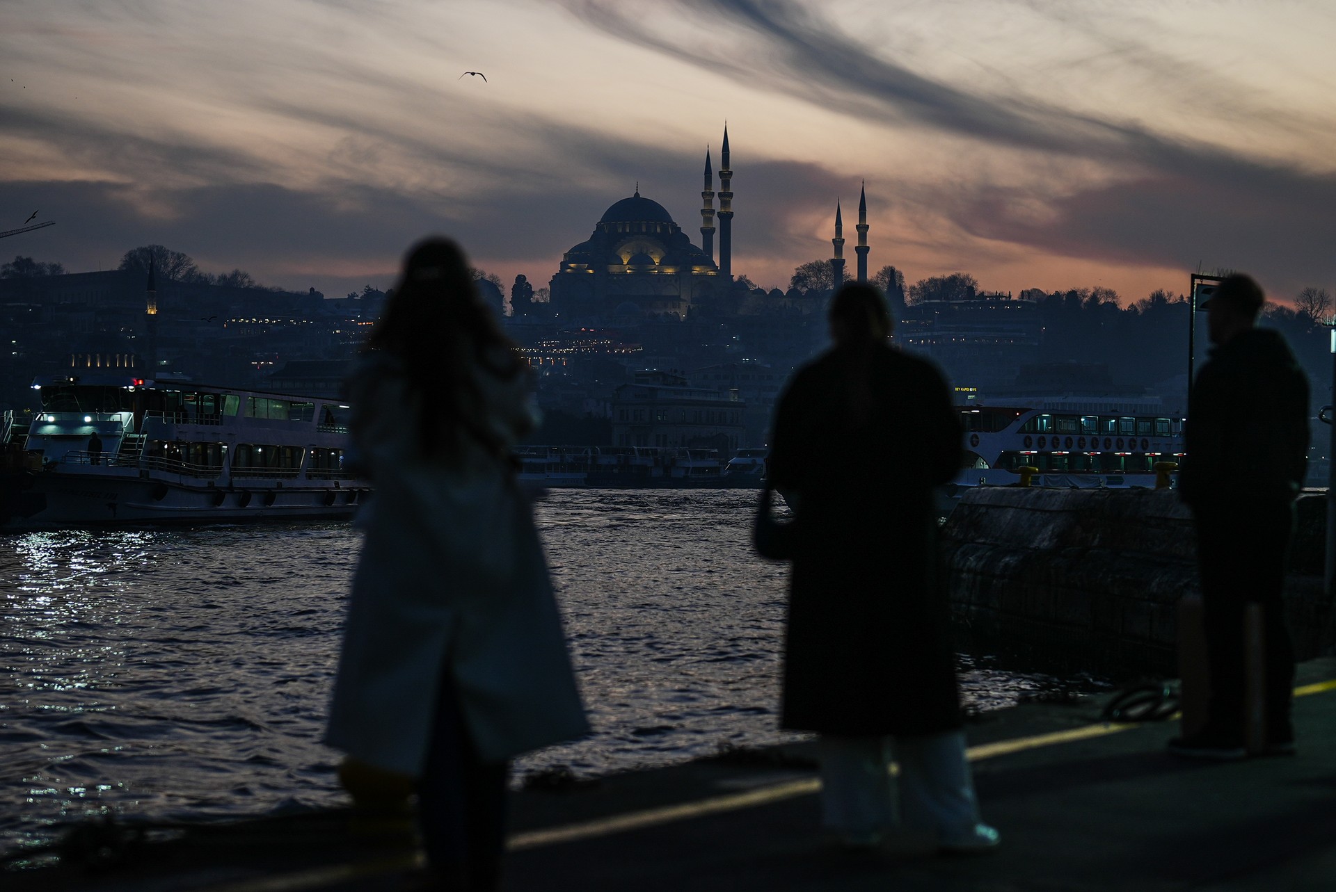 Turkish meteorologists warn of heatwave from Algeria, dust storms