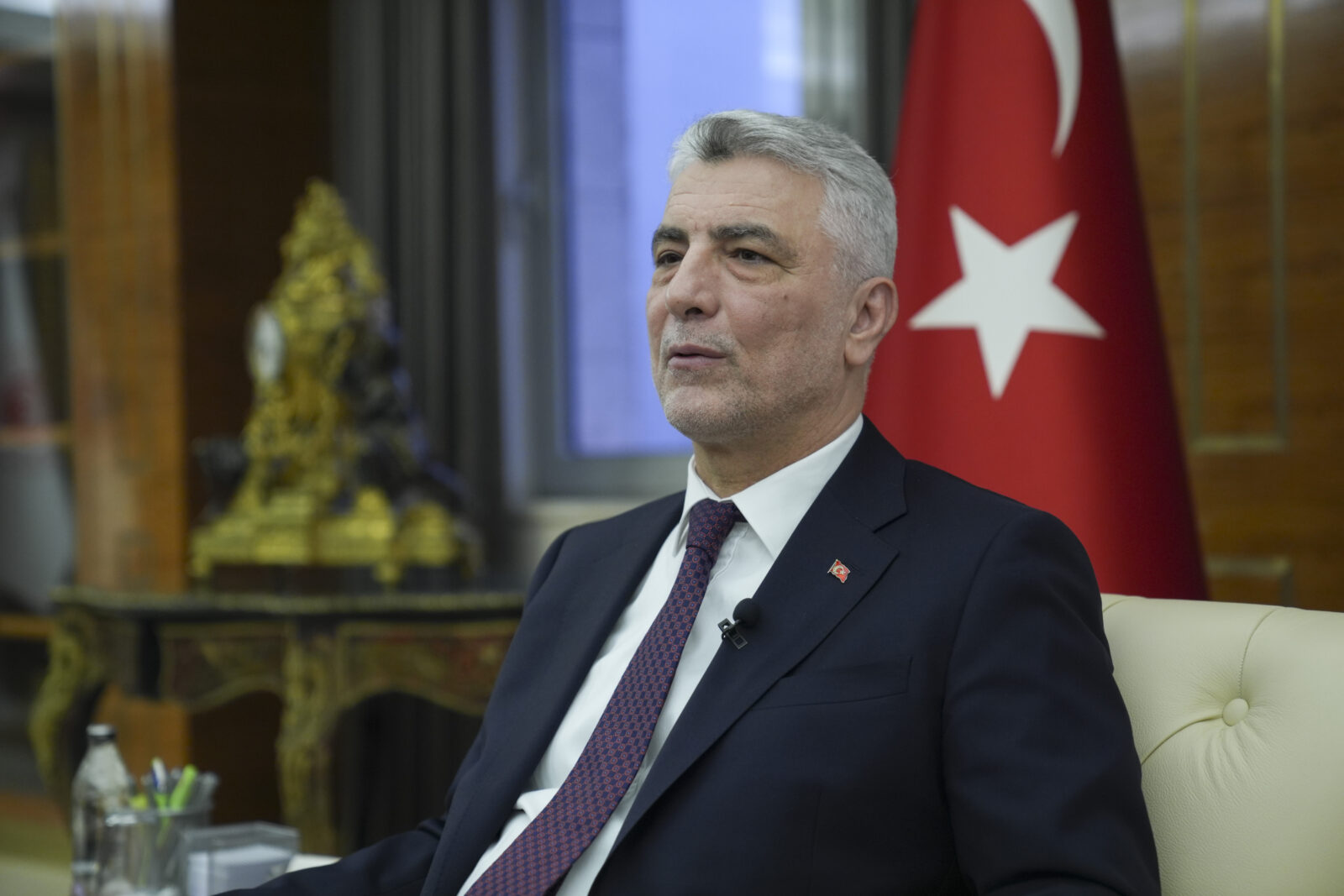 Türkiye warns Syria on inflation, leading to tariff cuts on Turkish export products