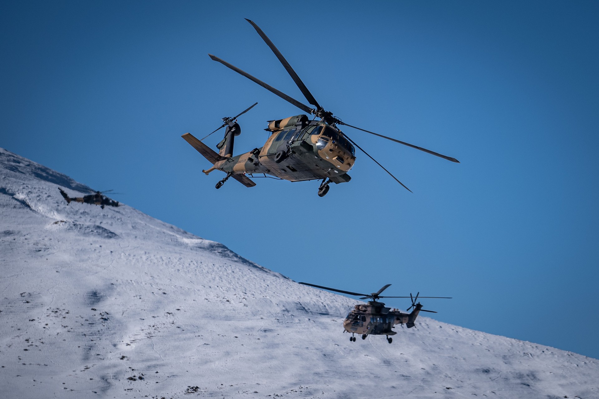 Türkiye calls for lifting all restrictions on defense exports