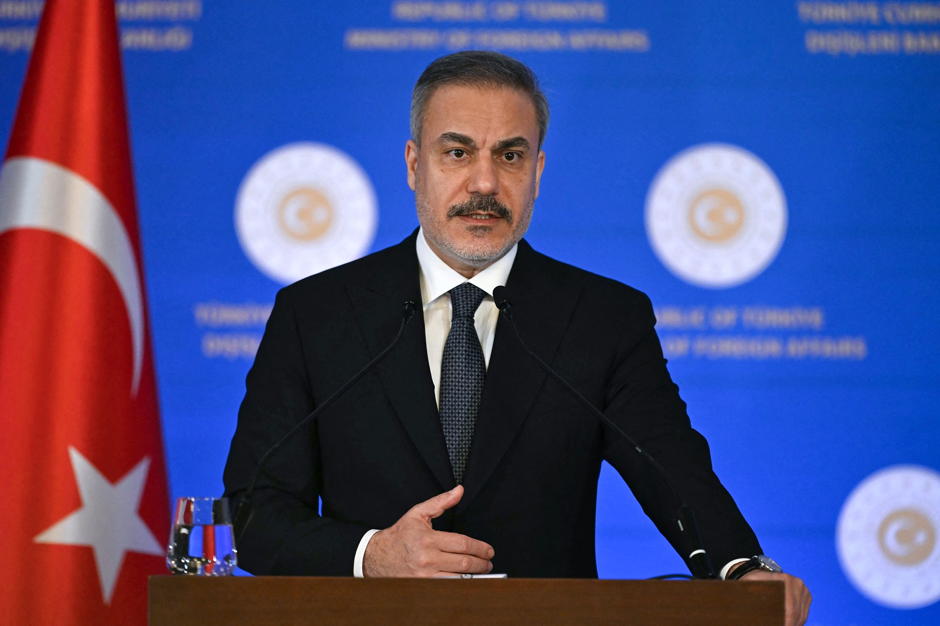 Türkiye blasts France over its dangerous policies in northeastern Syria