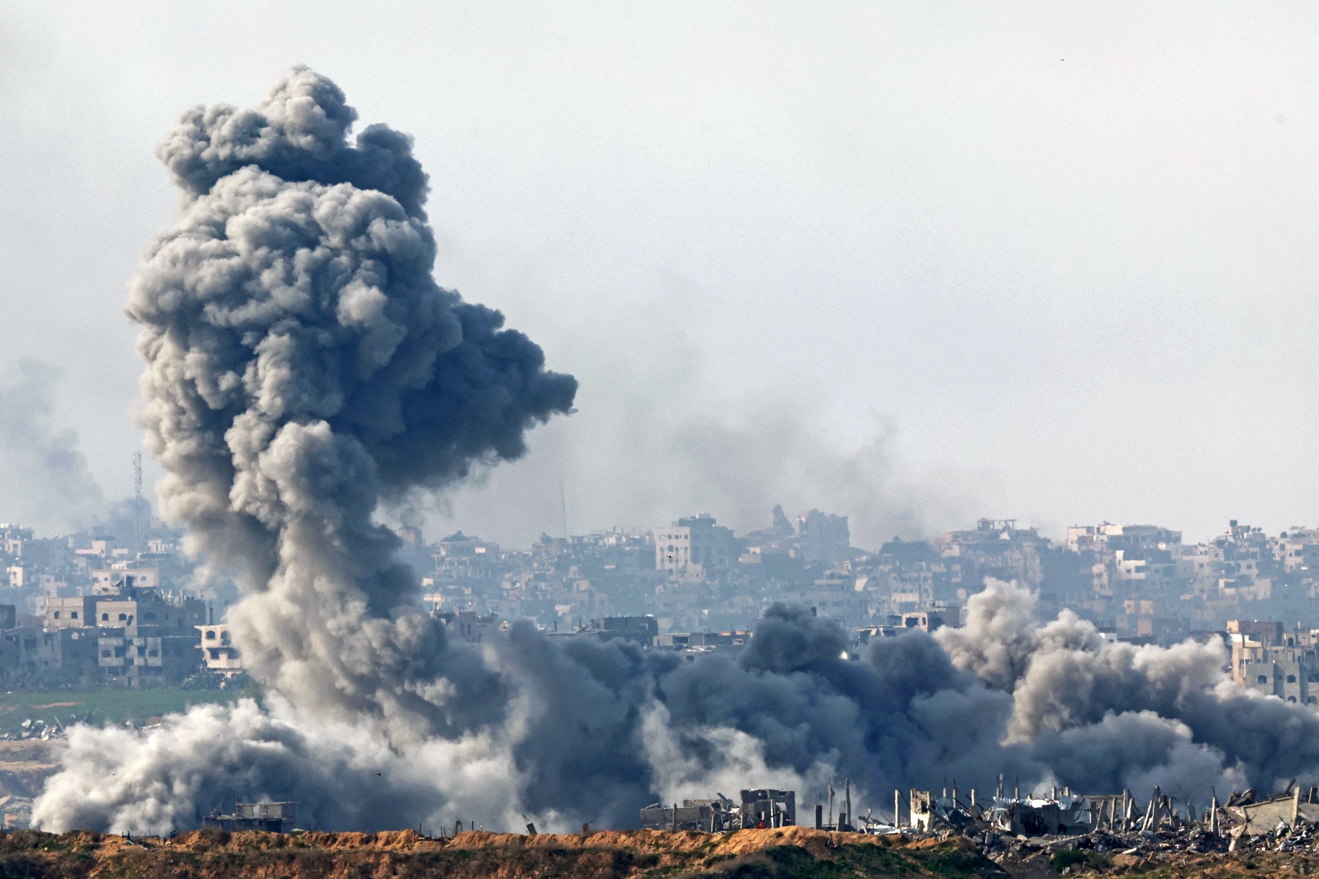 Israel and Hamas reach deal for Gaza cease-fire and hostage exchange
