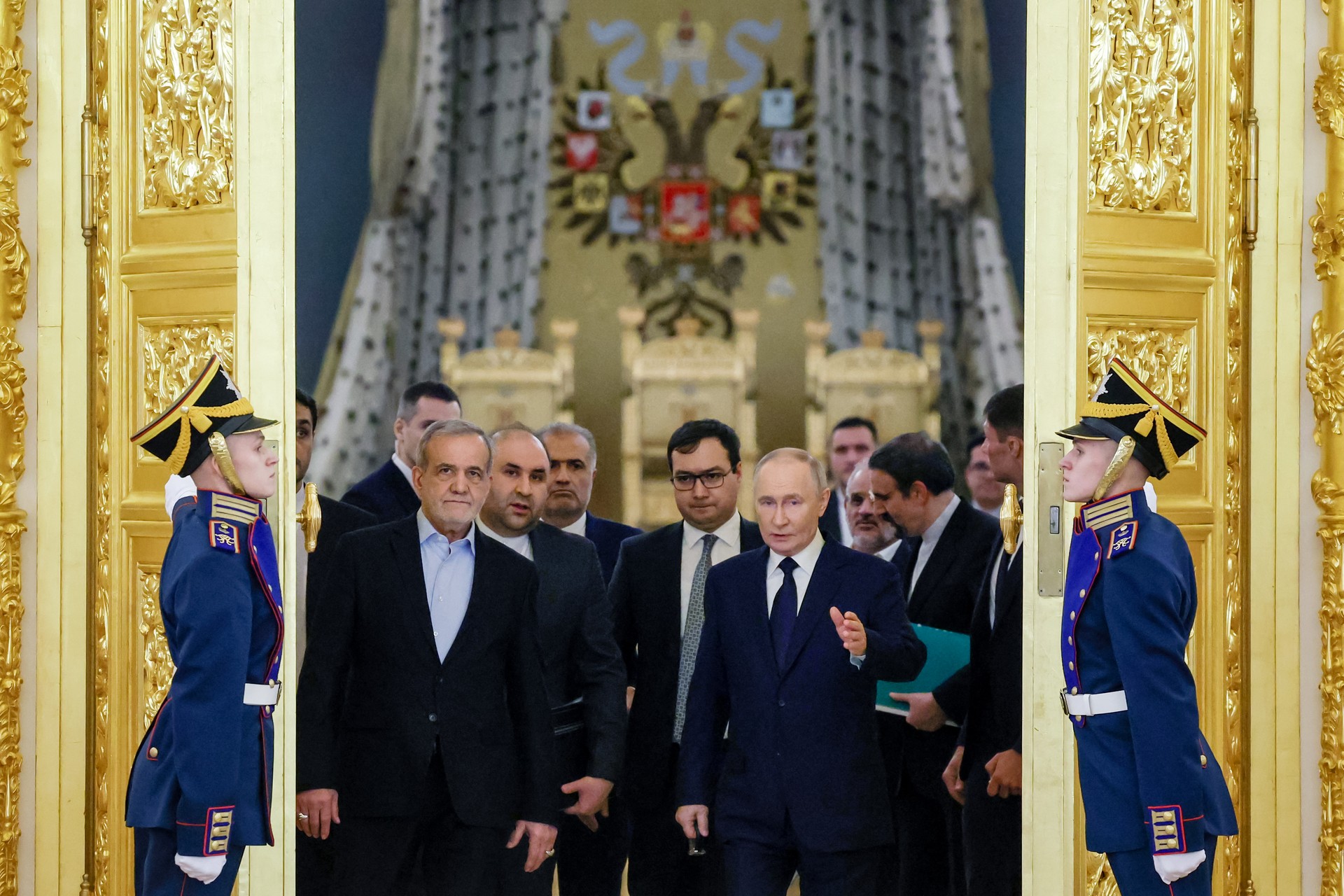 Russia, Iran to sign treaty without mutual defense clause