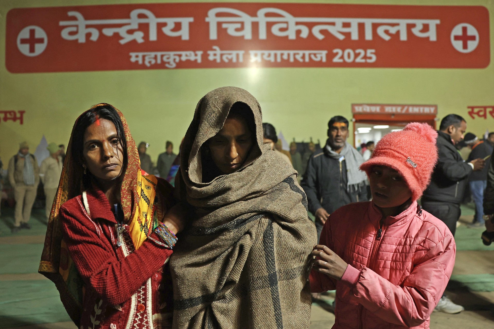 Dozens feared dead at India's Maha Kumbh Hindu festival in Uttar Pradesh