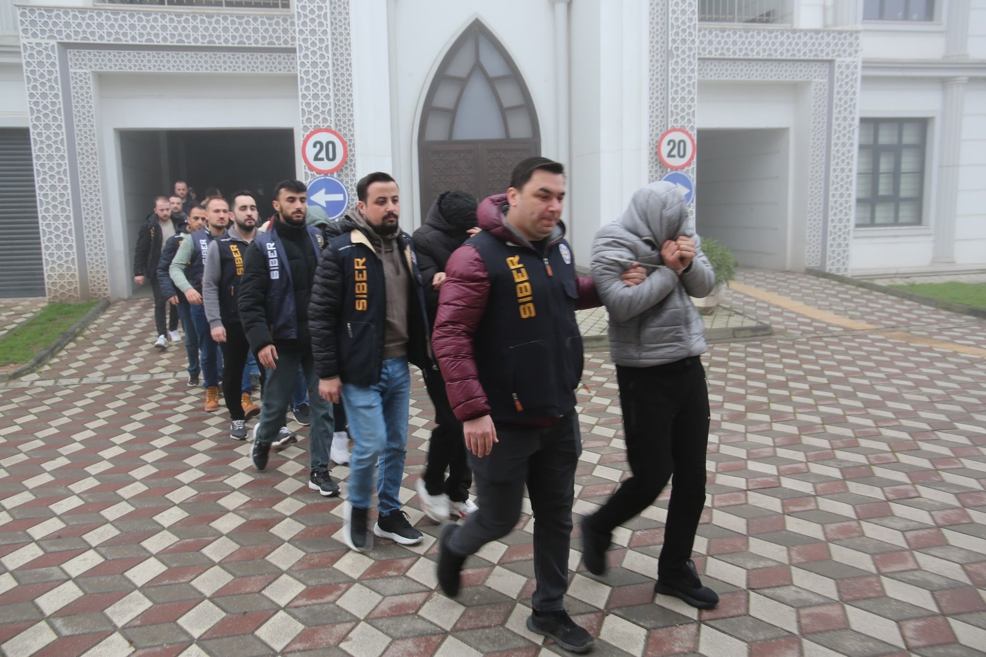 Fraudsters stole over $3.6 million in pet adoption scam in Türkiye