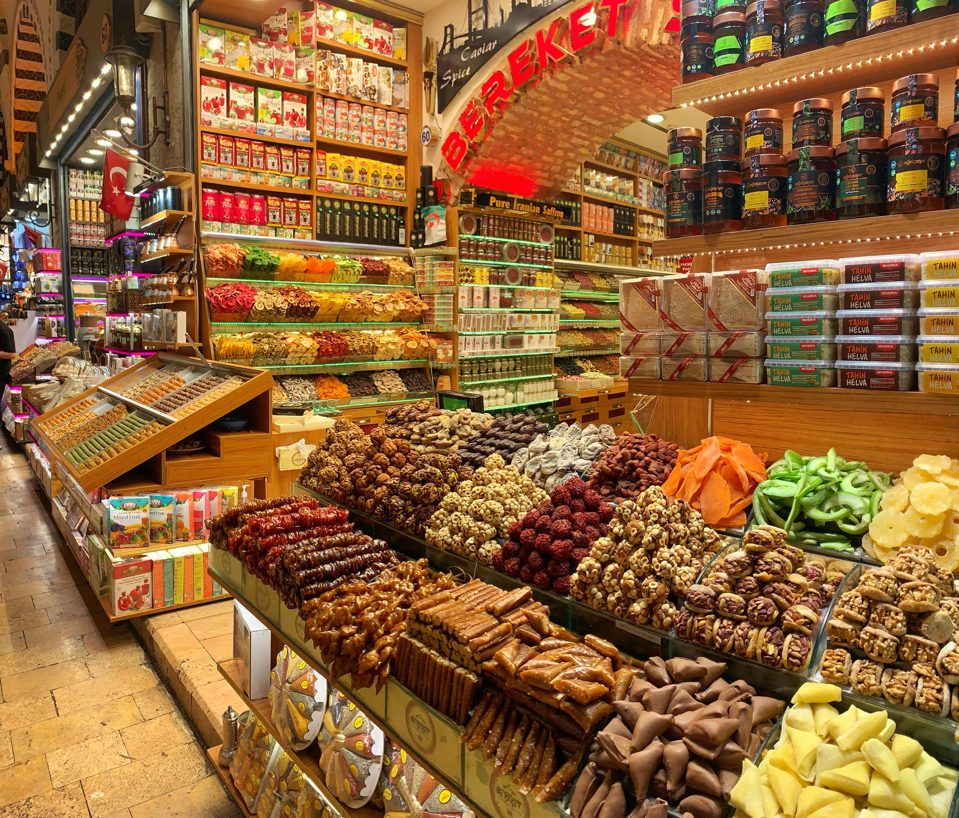 Türkiye targets $600M in cereal and pulses exports to Syria