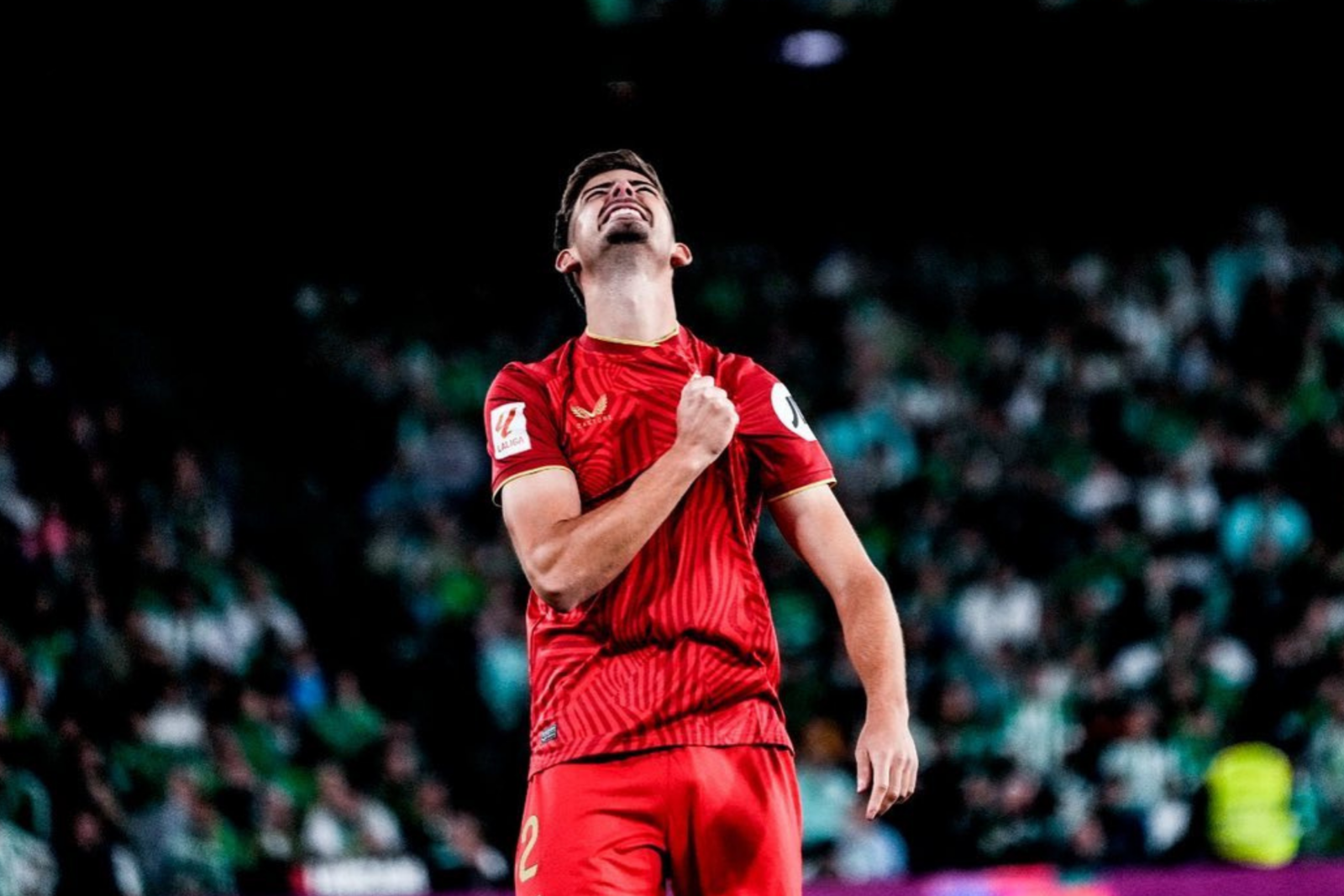 Kike Salas in action during Sevilla match against Real Betis, April 29, 2024. (Photo via Instagram / @kikesalas_)