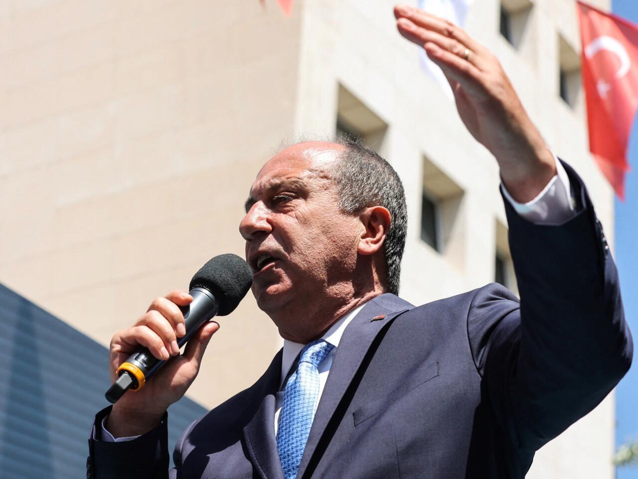 Muharrem Ince delivers a speech during a political rally to launch his Homeland Party in front of the party headquarters in Ankara on May 18, 2021. (AFP Photo) 
