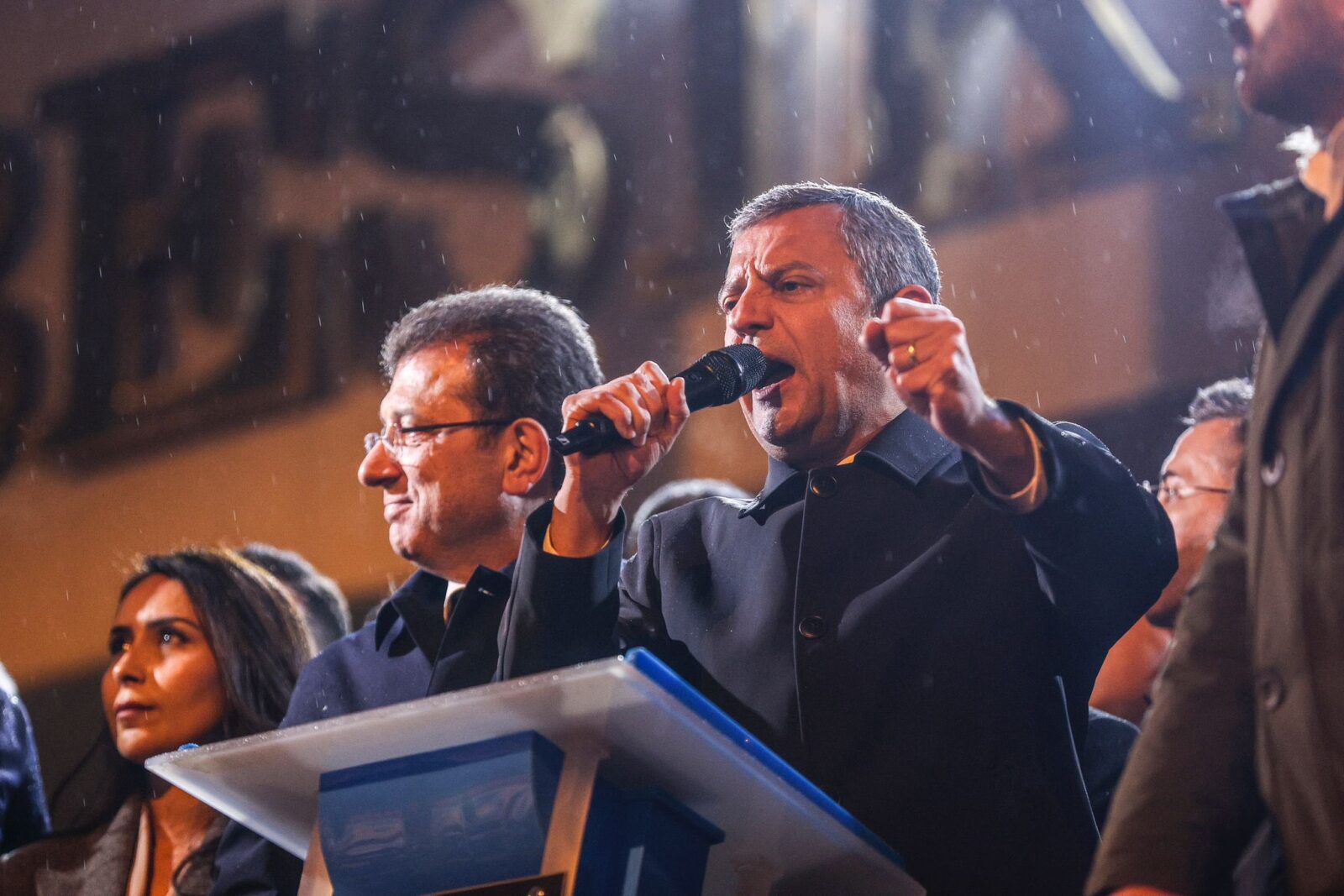 CHP's chairman Ozgur Ozel and Istanbul Mayor Imamoglu addressing together, Jan. 13. (Photo: @herkesicinCHP on X)
