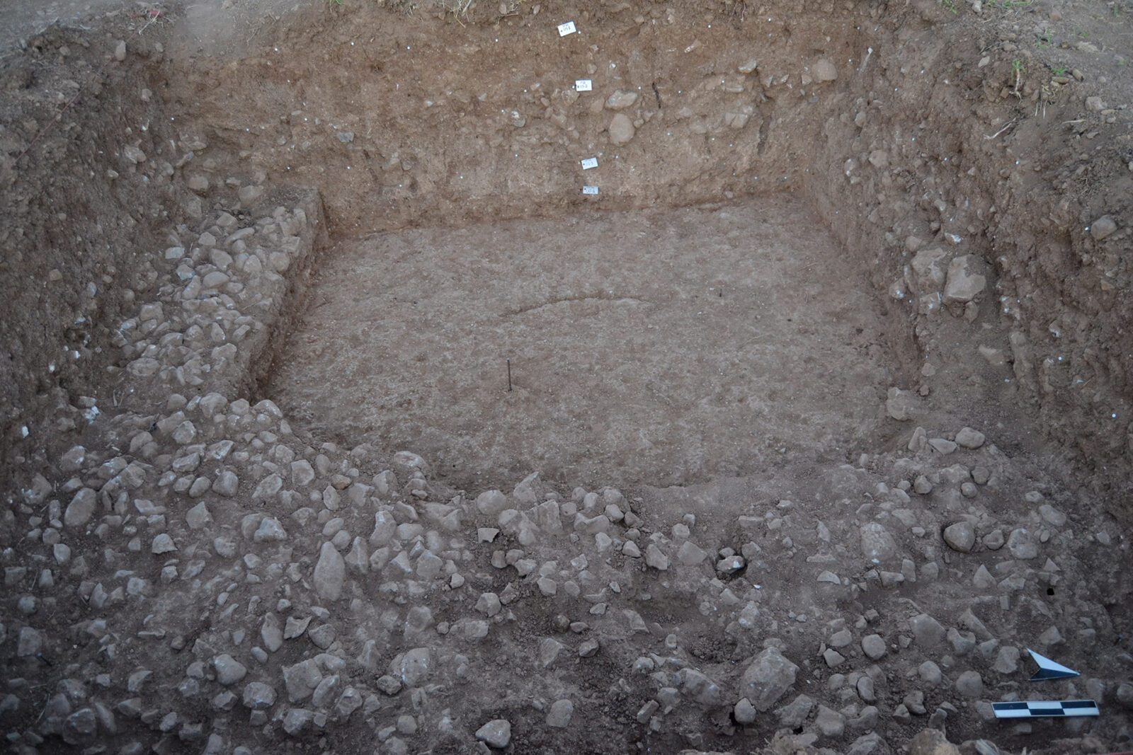 The structures at Sogut Tarlasi, Sanliurfa, Türkiye. (Photo via Stone Mounds Project)