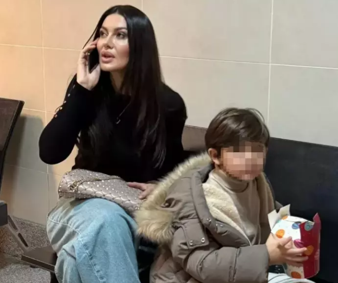 Fatma D. and her 4-year-old child, whom Sabanci has been alleged to be father. (Photo via hurriyet.com.tr)