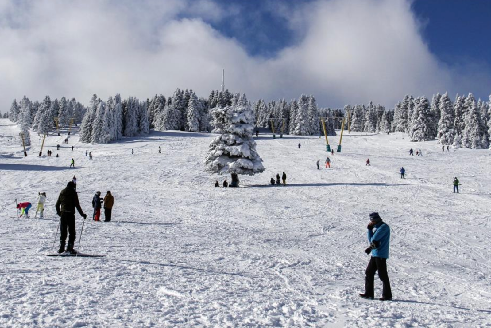 Uludag Ski Center sees snow depth exceed 1 meter, welcoming crowds of local and international tourists, Bursa, Türkiye, Jan. 4, 2019. (AA Photo)
