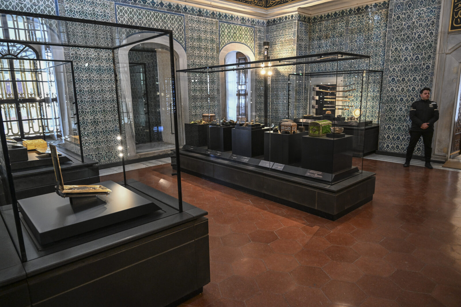 The Chamber of the Holy Relics, located in the Enderun Courtyard of Topkapi Palace, Istanbul, Türkiye. (AA Photo)