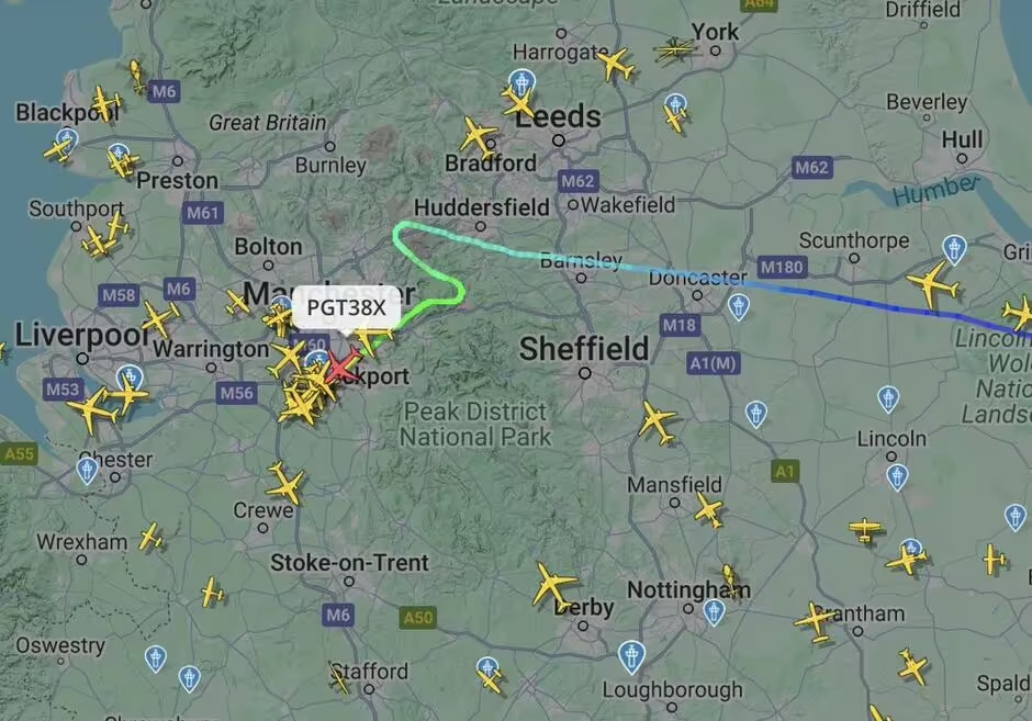 Pegasus Airlines plane issues mid-air emergency over U.K. as crew reports mechanical failure. (Image via flightradar24)