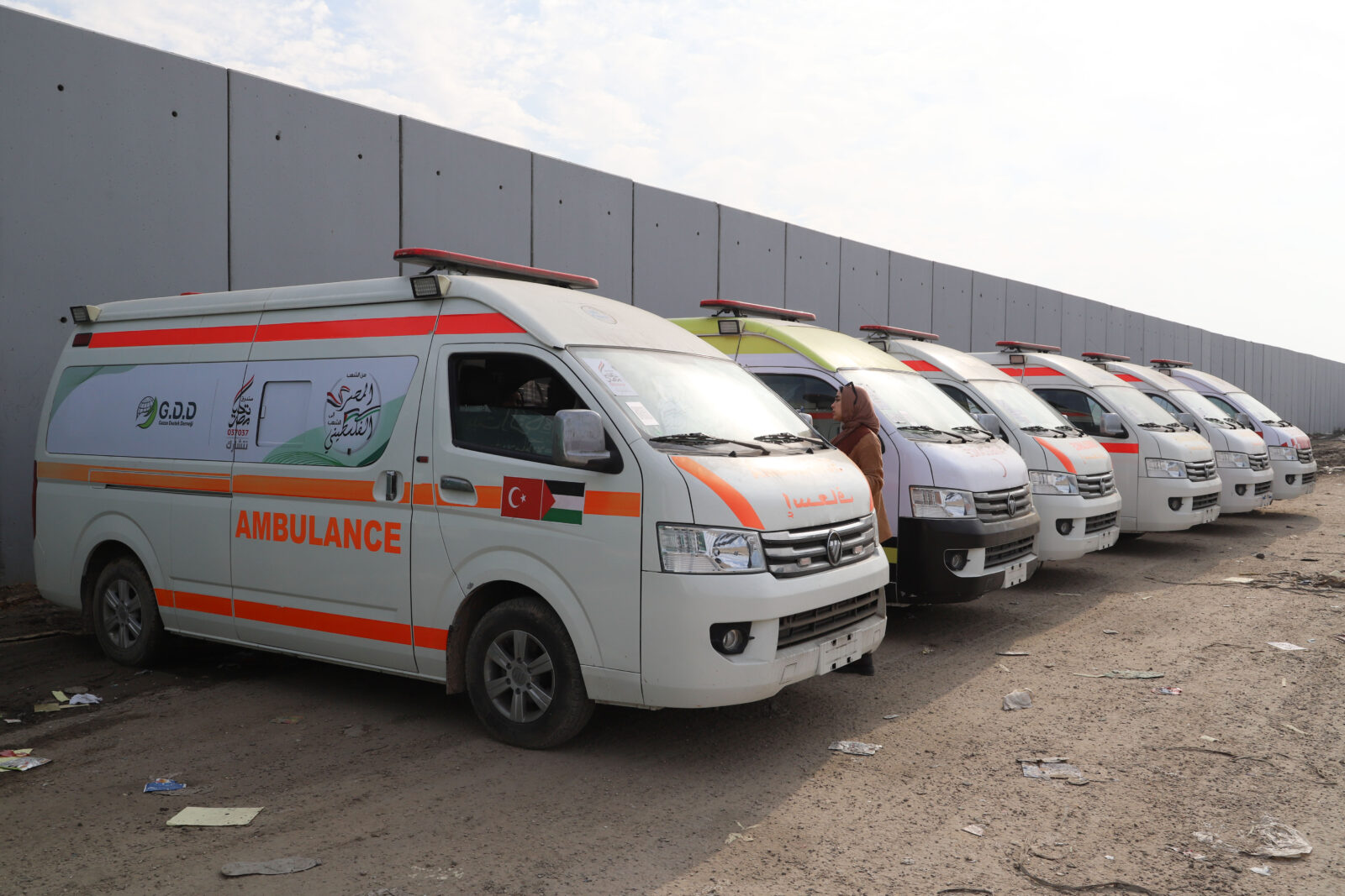 57 trucks carrying shelter materials arrive in Gaza as Türkiye expands aid efforts