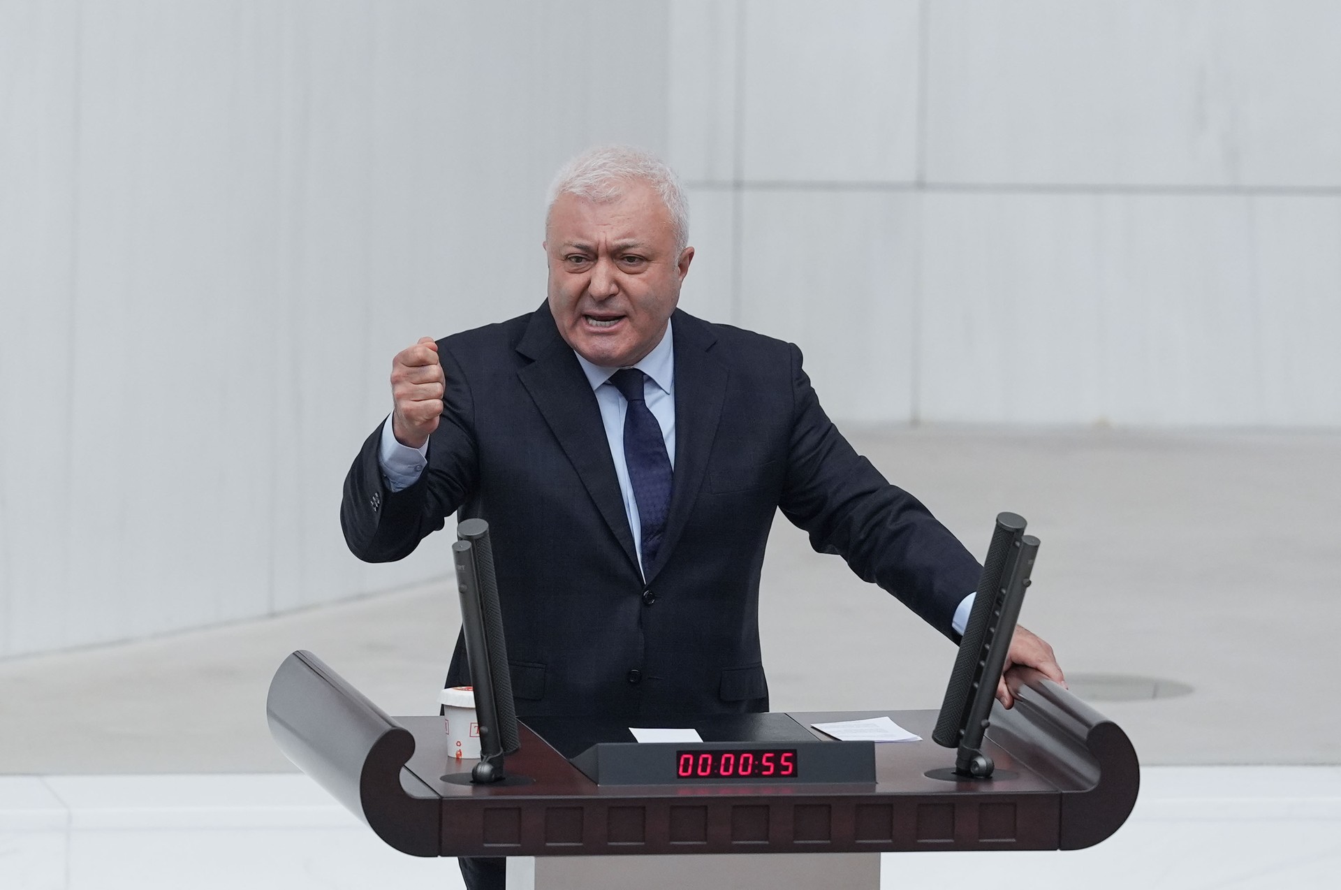 Opposition MP faces probe for spreading misleading information about Turkish prisons