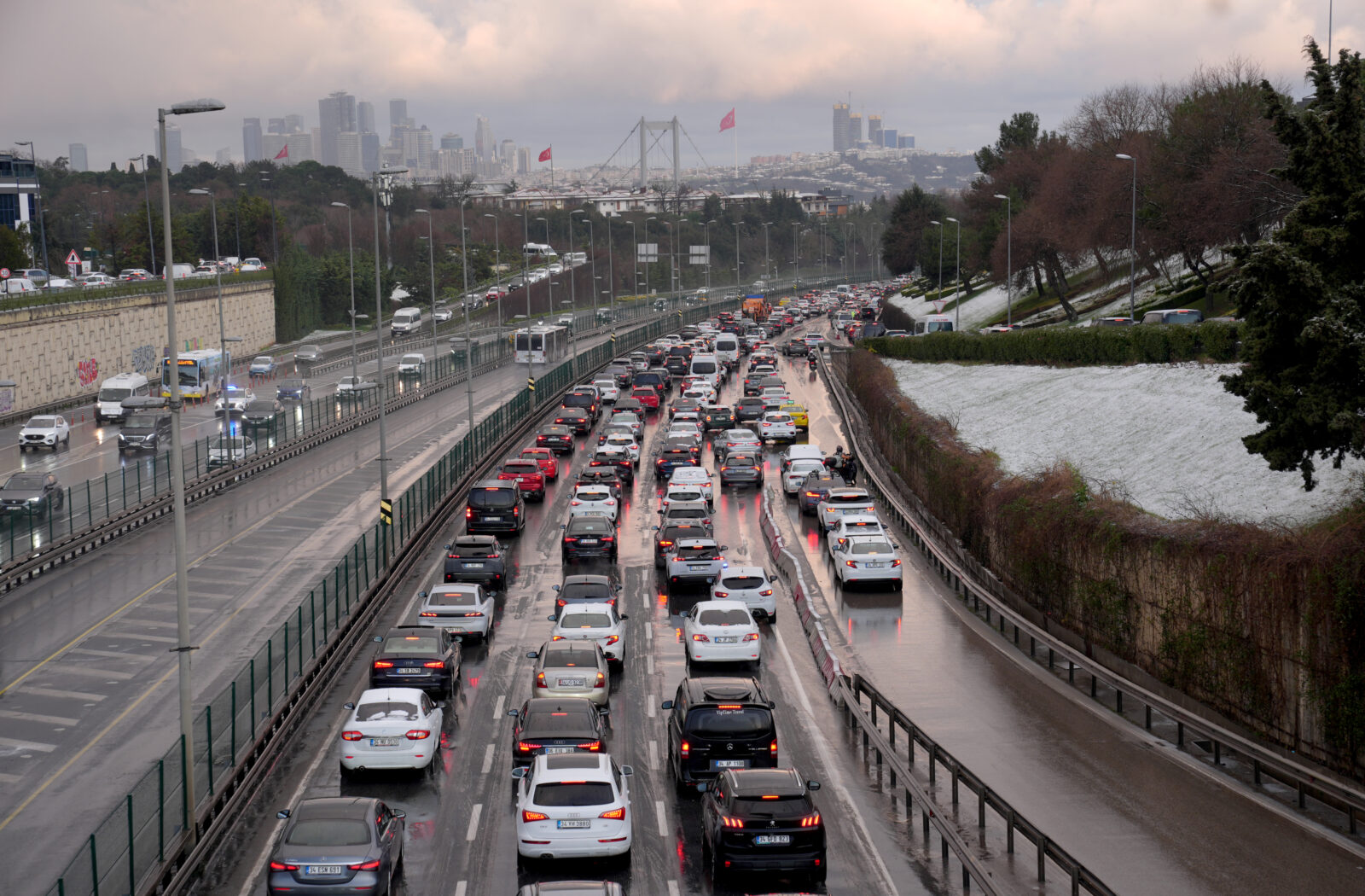 Traffic congestion has formed in some areas of Istanbul because of the impact of snowfall, Istanbul, Türkiye, Feb. 7, 2025. (AA Photo)